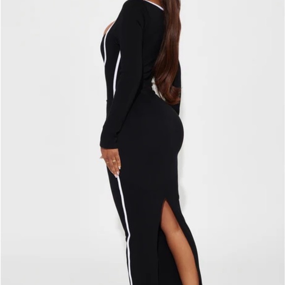 Fashion Nova Drea Snatched Maxi Dress Black White Ribbed NWT Size Small - Picture 2 of 4